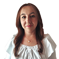 Claudia Martínez | Fahilos